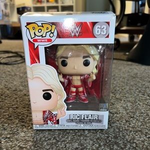 WWE - Ric Flair (Red) - 63